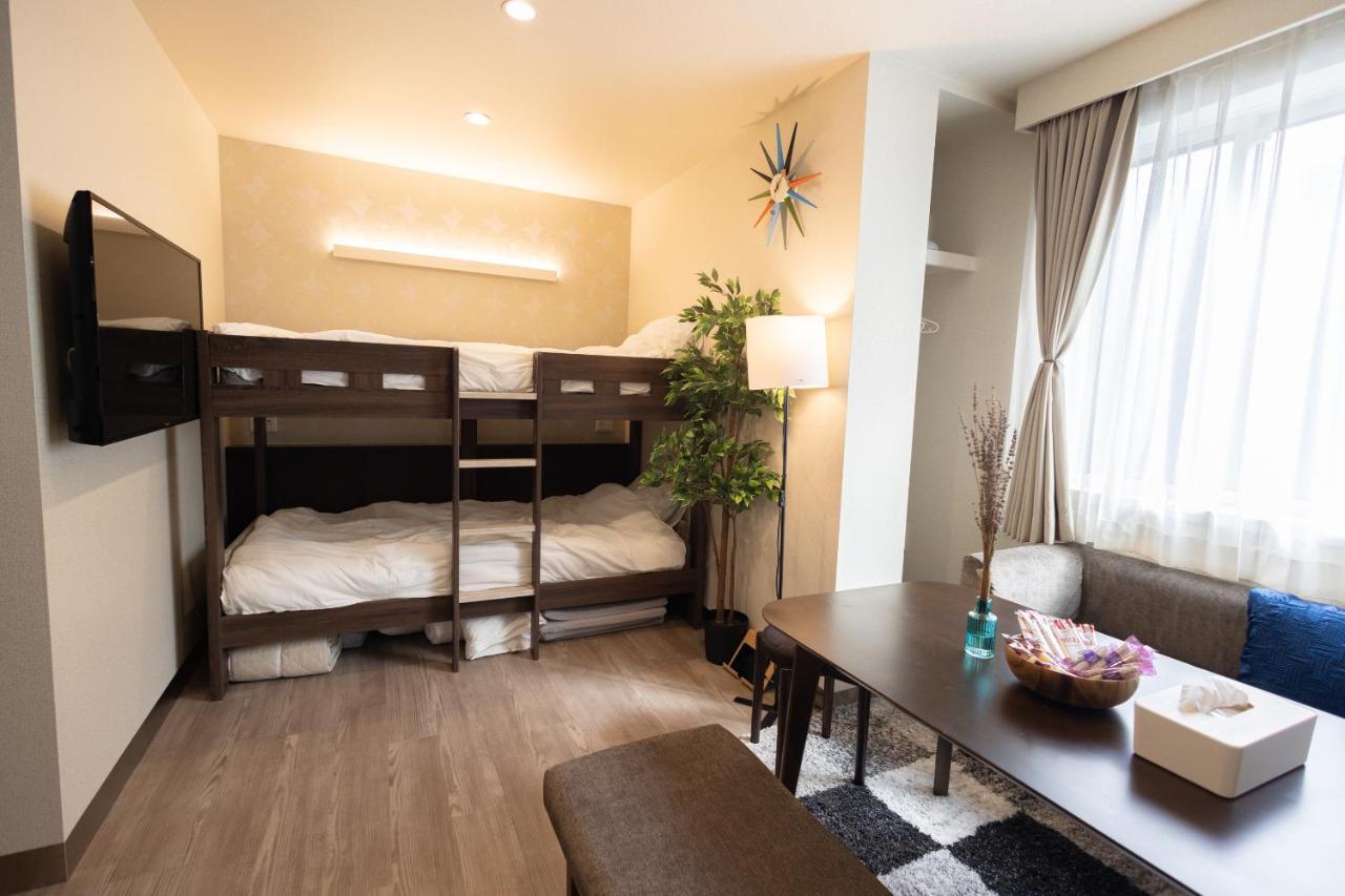 “1st Room” 内装デザイナー監修！30㎡ 最大6名 経堂駅から徒歩5分 築浅 良質な暮らしを